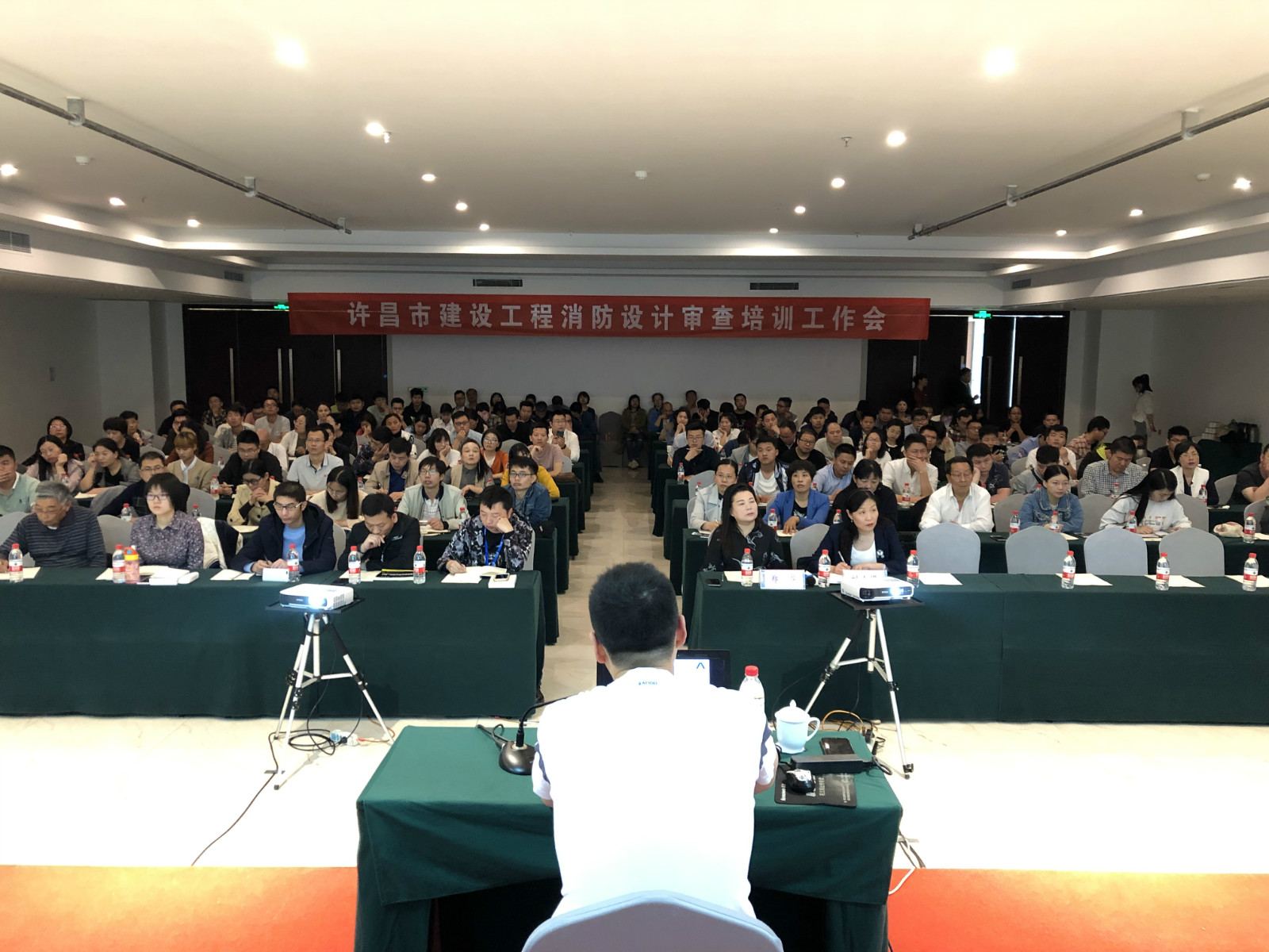 微信图片_20190515161511_meitu_3.jpg 微信图片_20190515161511_meitu_3.jpg